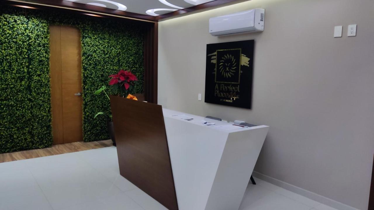 Luxury Suites , Calle 14Th 普拉亚卡门 外观 照片